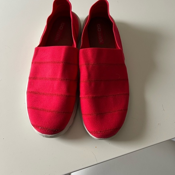 Skechers Shoes - Skechers Go Walk Slip on comfort shoe 9.5